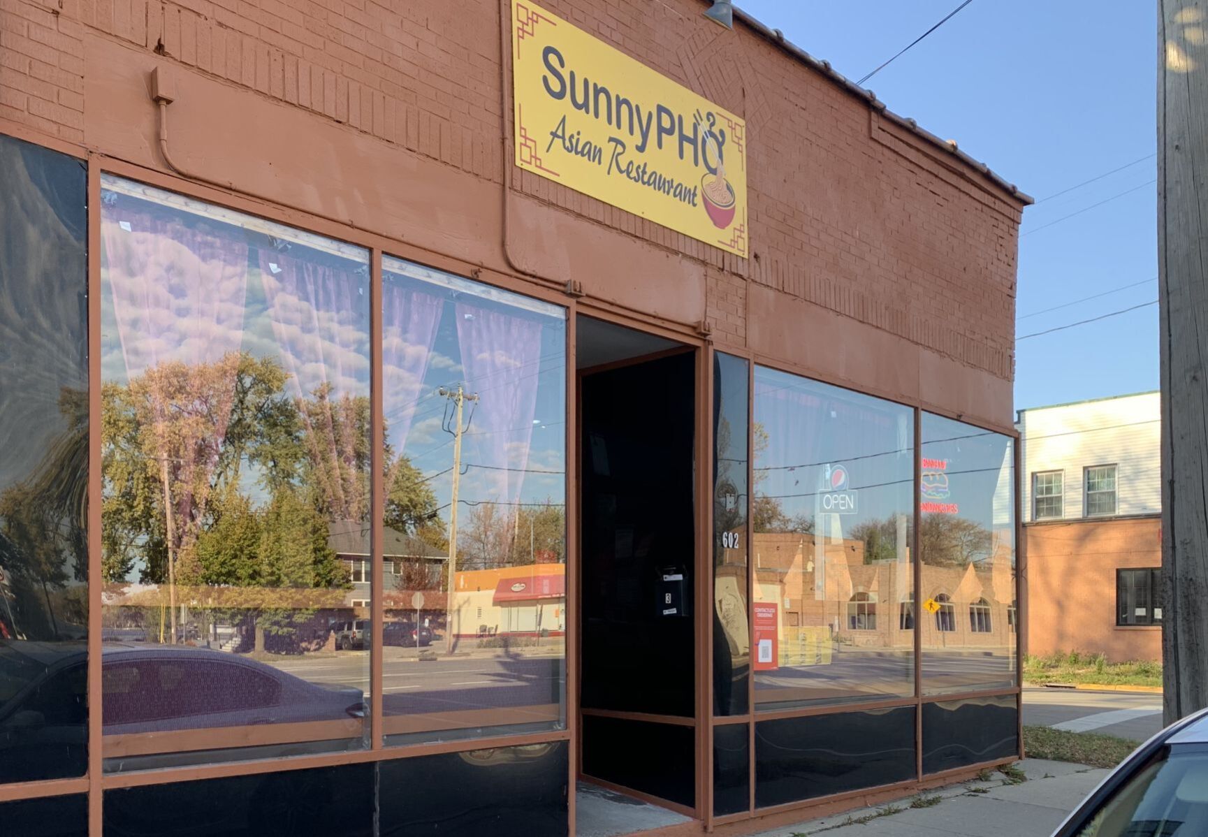 Sunny Pho